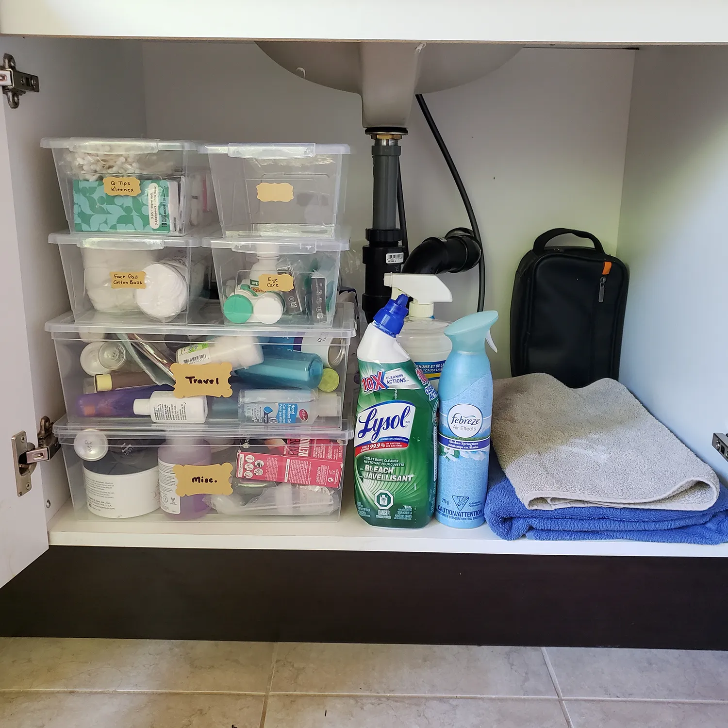 Simple Joyous Home Bathroom Sink Organization